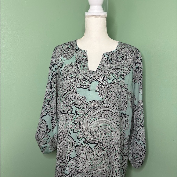The Limited Black and Green Paisley Blouse XLArge - Picture 1 of 6